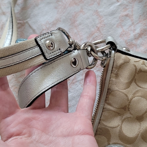 Vintage Coach Handbag - Picture 11 of 12